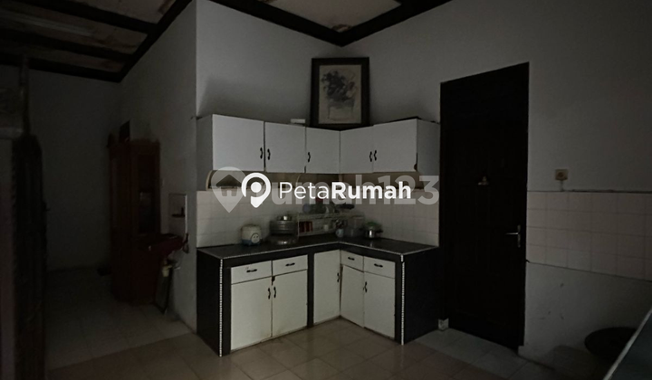 DIJUAL VILLA JALAN HANG TUAH