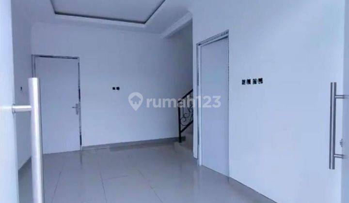 Rumah Tangerang Selatan 2 Lantai 700 Juta An Promo Terbatas  2