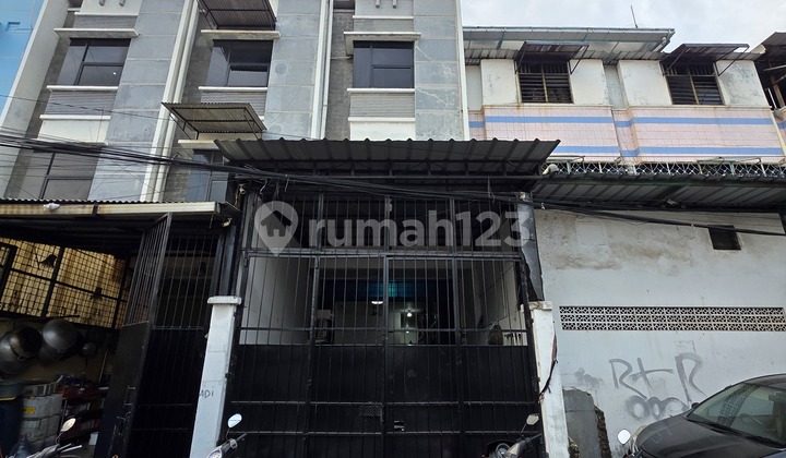 Rumah Jelambar Wijaya Kusuma 4 Lantai Masih Bagus Shm Row Jalan 3 Mobil Rumah Jelambar Wijaya Kusuma 4 Lantai Masih Bagus Shm Row Jalan 3 Mobil