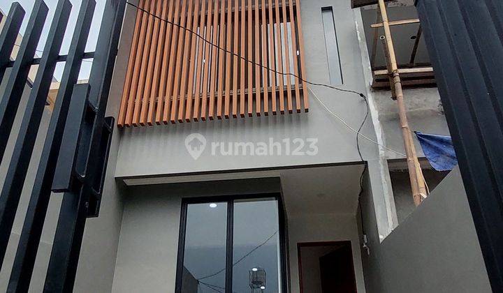 Rumah Di Green Ville 3 Lantai Shm Baru Utara Jalan 3 Mobil 1