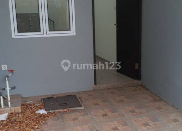 Rumah Duri Kepa 3 Lantai Shm Carport 2