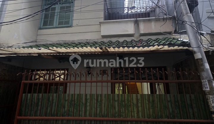 Tanjung Duren Strategic 2-Story Rental House Tanjung Duren Strategic 2-Story Rental House