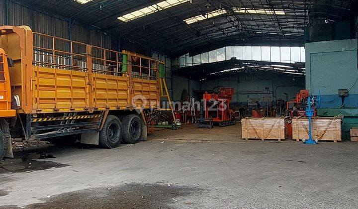 Gudang Komersil Kapuk 4450 m SHM Jalan Bisa Dilalui Truk 2