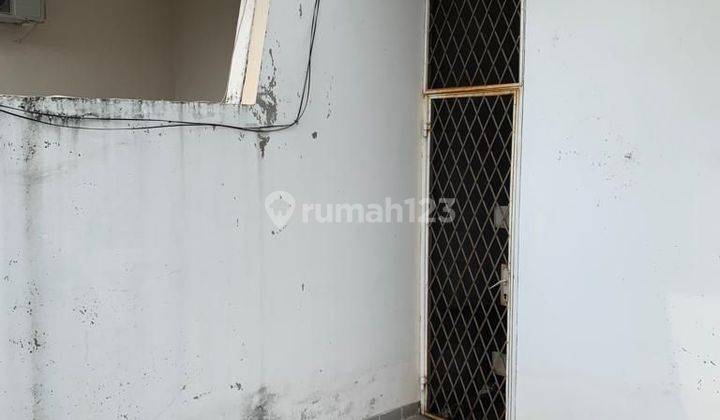 Rumah asri green ville 2 Lantai Sudah Renovasi SHM 2