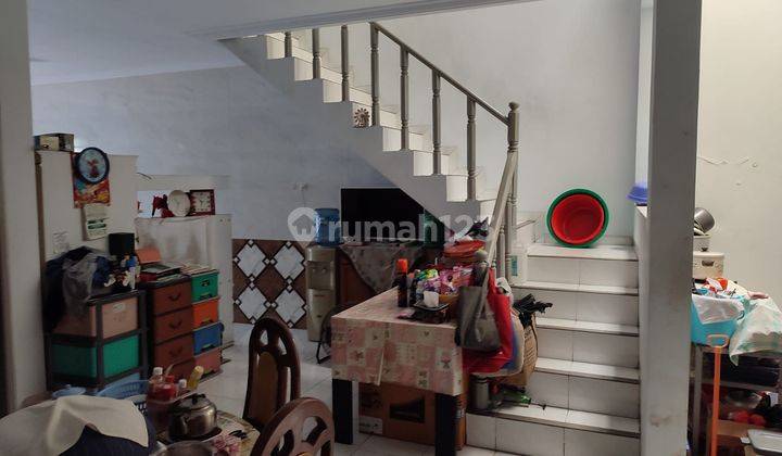 Rumah kemayoran jalan 2 mobil 2.5lantai di Jalan serdang baru 2