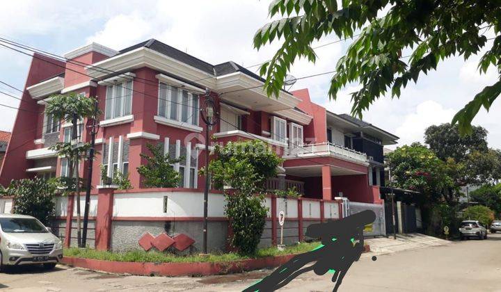 Rumah di Green ville 3 Lantai SHM jalan 3 mobil  1