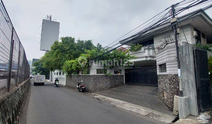 Rumah komersil Arjuna tanjung duren bisa PT 2 Lantai SHM jalan 2 mobil  1