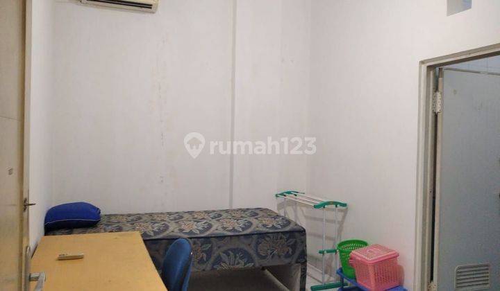 Rumah kost Tanjung Duren 4.5 lantai 39kt 2