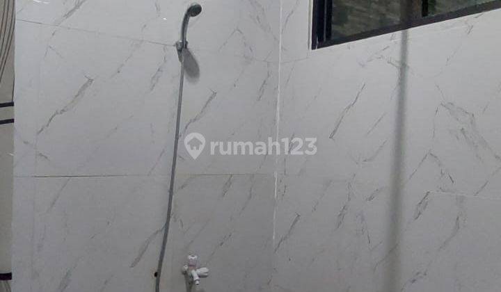 Rumah Kemanggisan Ilir Raya Jalan Utama 2 Lantai 2