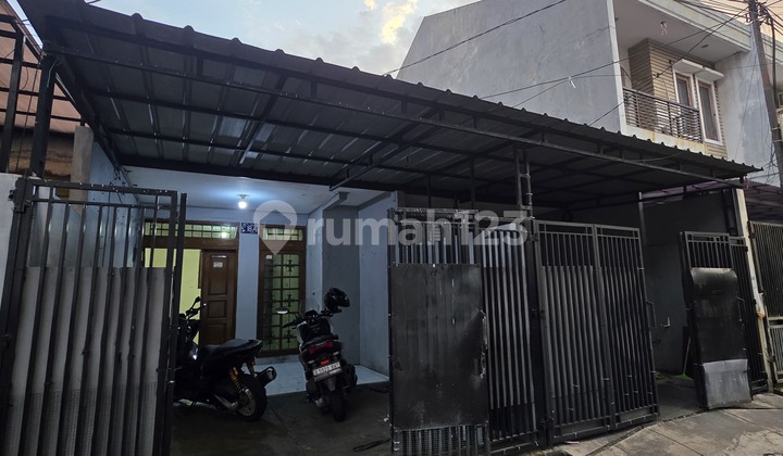 Rumah Duri Kepa Uk.8x15 Sederhana Dekat Akses Tol