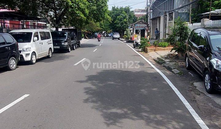 Rumah Komersil Grogol 2 Lantai Shm Jalan 4 Mobil 2