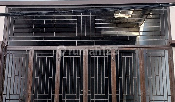 Strategic 4-Storey Jelambar Commercial Building on Main Road, Suitable for Business 2