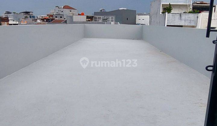 Ruko Jelambar 4 Lantai 82m² Shm Jalan 2 Mobil Lega 2