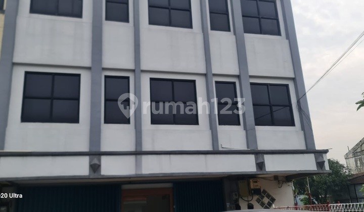 Shop House Cikokol Near Transmart Ready to Occupy Strategic Boulevard Road 2