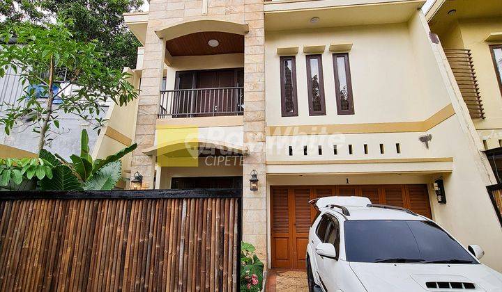 Rumah Bagus Full Furnished di Fatmawati 1