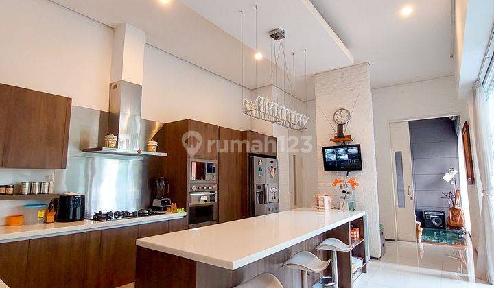 Dijual Rumah Mewah Siap Huni Di Ampera Kemang

 5