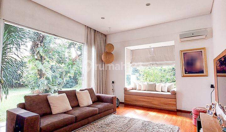 Dijual Rumah Mewah Siap Huni Di Ampera Kemang

 1