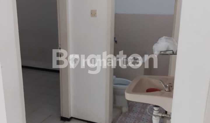 RUMAH SIAP HUNI KLAMPIS SEMOLO DEKAT HOKKY MERR, GALAXY MALL, MANYAR, SEMOLOWARU, DHARMAHUSADA 3