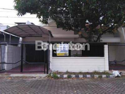 Rumah Siap Huni Tengah Kota Manyar Kertoadi 1,5 Lantai Semi Furnish, Selangkah Raya Merr, Belakang Hartono, Dekat Galaxy Mall, Araya, Pakuwon City, Unair, Its, Klampis Wisma Mukti, Dharmahusada, Kertajaya 1