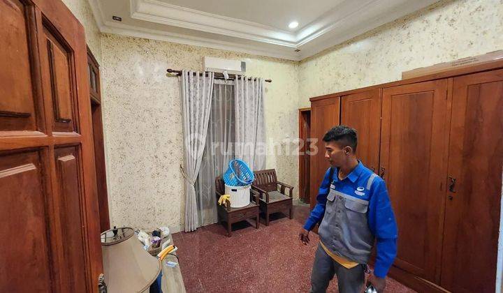 Rumah Bratang Gede 10 Kamar Surabaya Cocok Untuk Kost Atau Mess Area Tengah Kota Dekat Pucang, Ngagel, Barata Jaya, Gubeng, Manyar, Nginden 2