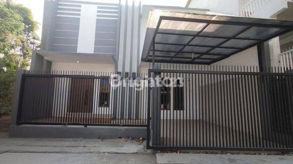 Rumah Nol Jalan Raya Klampis Ramai Cocok Usaha Baru Renov Design Modern Akses Dekat Merr, Hokky, Nginden, Manyar, Galaxy Mall, Dharmahusada 1