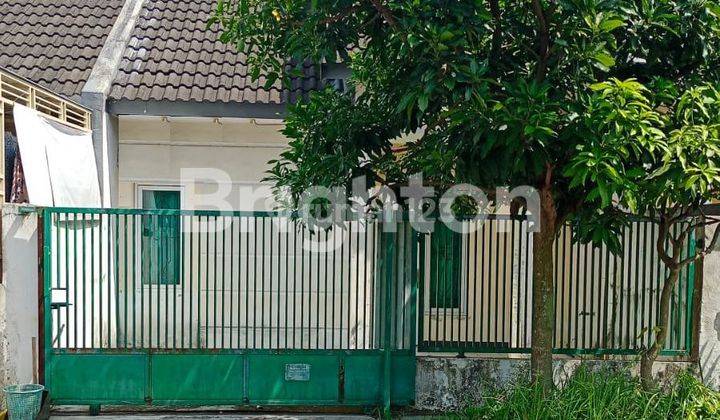RUMAH MINIMALIS DI NEO QUEEN ROW JALAN 2 MOBIL 1