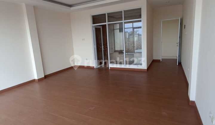 Jual sewa Ruko 4 Lantai Lokasi Strategis di Turangga   >>MN 1