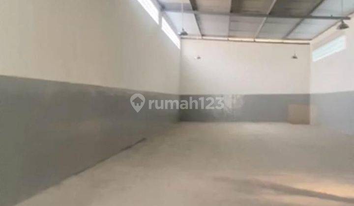 Disewakan  Gudang Baru Lokasi Mainroad Sayap TKI Bandung 
 1