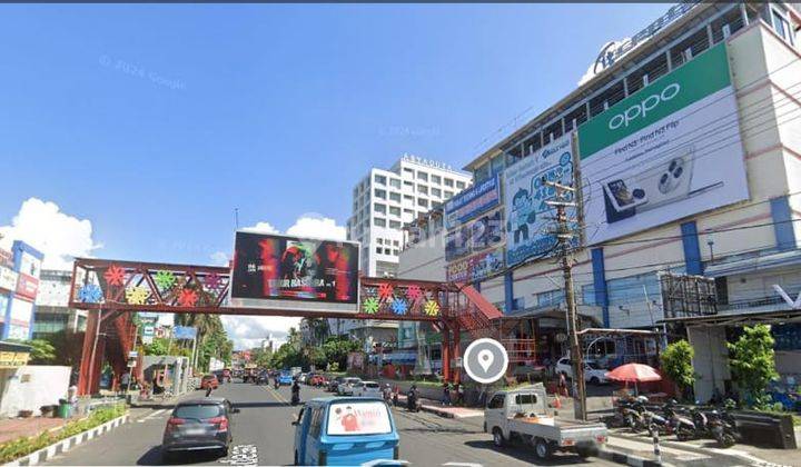 2 Unit Kios IT Center Manado 1