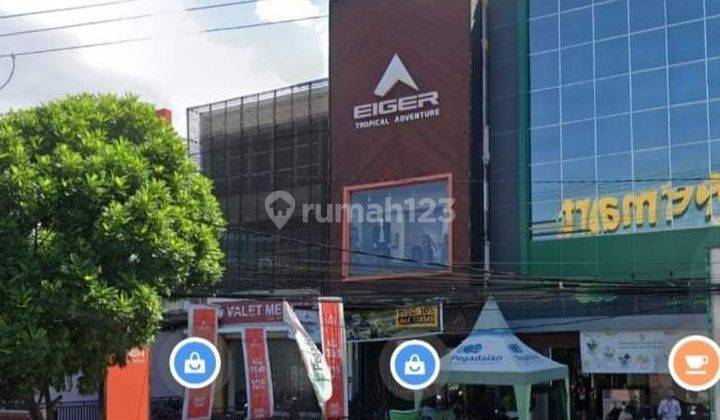 Ruko Boulevard di Depan Manado Town Square 1