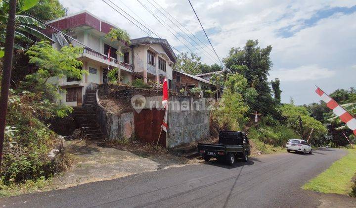 Rumah dalam kota Manado lokasi strategis 2