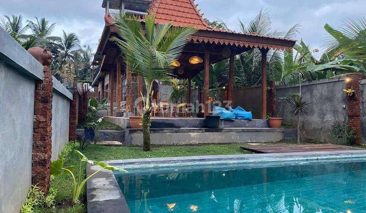 Luxury villa Tampaksiring 1