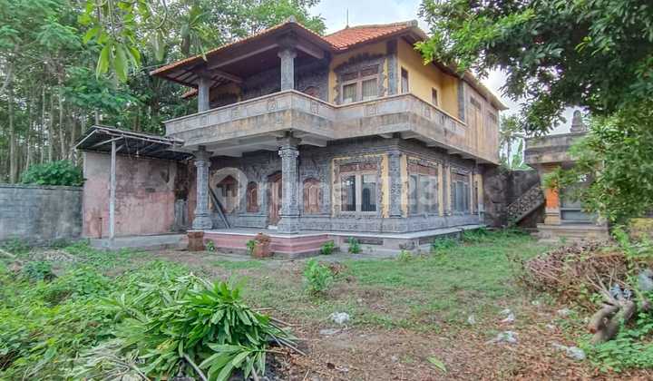 For Sale Land with Bonus Second Floor Gallery Building For Sale Land with Bonus Second Floor Gallery Building