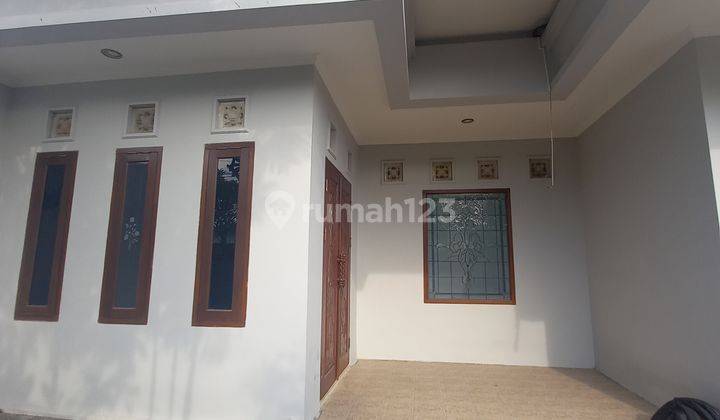 DI JUAL RUMAH MINIMALIS LANTAI 2 Rumah 1