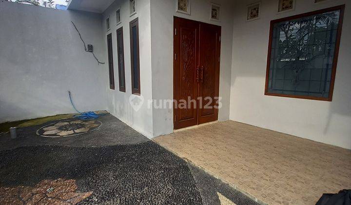 DI JUAL RUMAH MINIMALIS LANTAI 2 Rumah 2