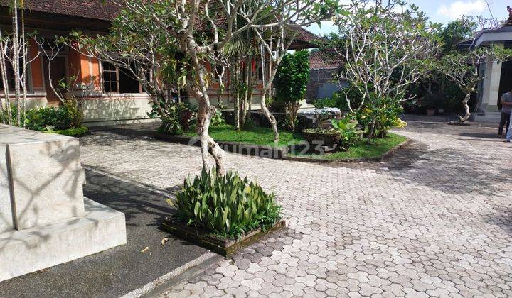 Di jual Tanah Bonus Bangunan Etnik Bali Ubud Radius 1