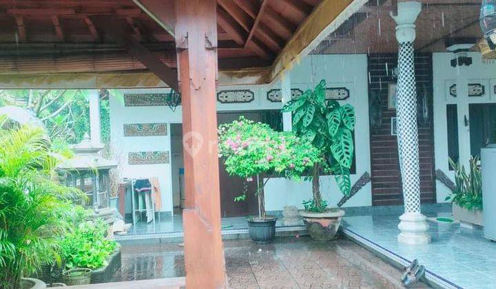 Di jual rumah lantai 2 los sungai cekomaria 2