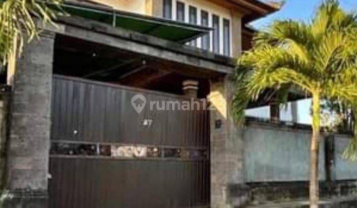 Di jual Rumah semi villa Sading Badung 2