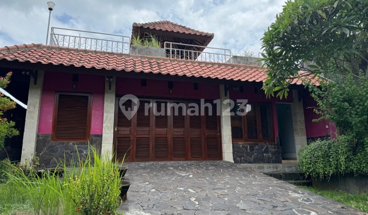 Beachside Villa For Sale 2