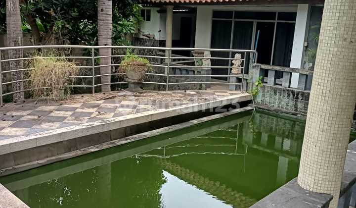 Bonus Land with Abandoned Villa Building Near Ubud