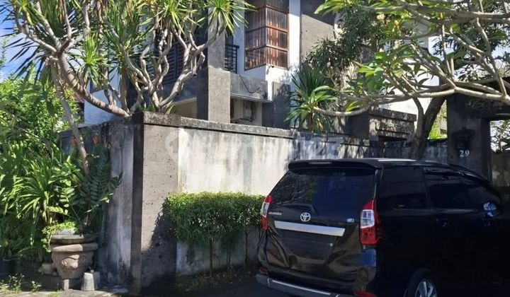 Di Jual Rumah Semi Villa Lantai W View Sawah 1