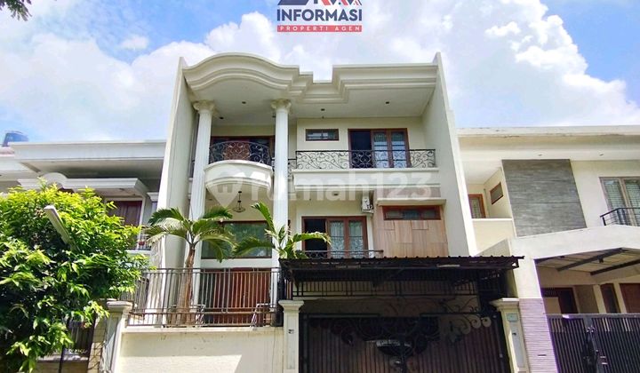 Permata Buana , Jarang Ada . Garasi 2 Mobil & Carport 2 Mobil