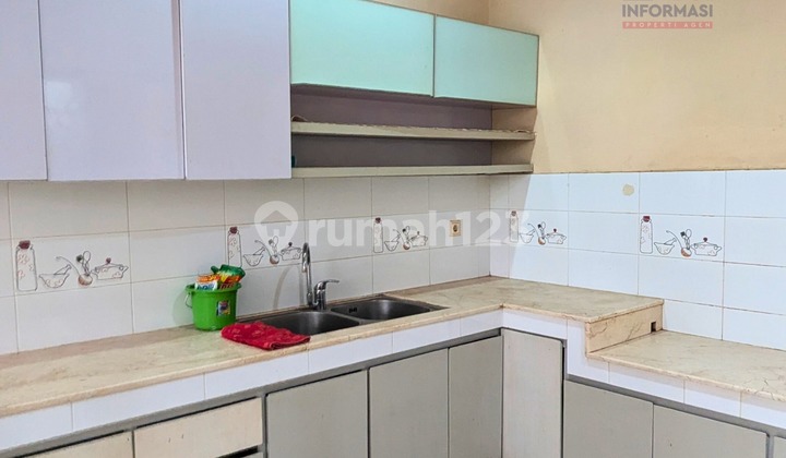 Puri Mansion Jarang Ada Ukuran 150 Meter Puri Mansion Jarang Ada Ukuran 150 Meter