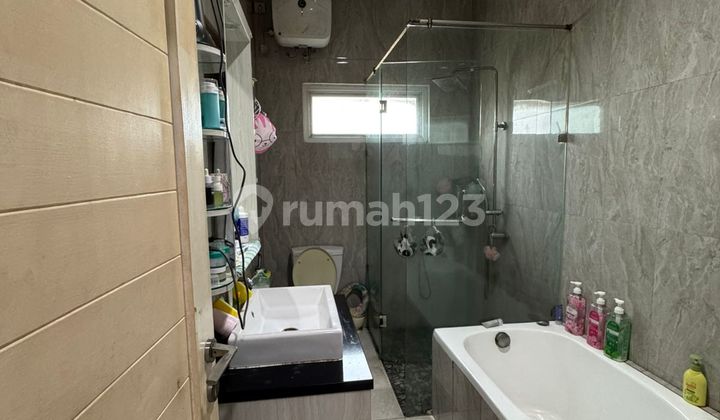 Puri Mansion Lokasi Bagus