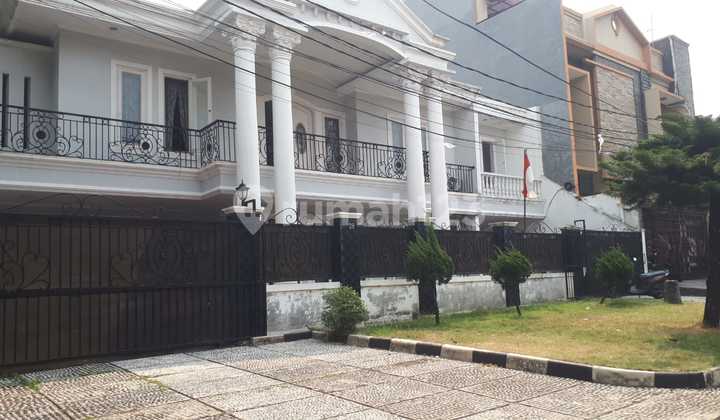 Dijual Rumah 2 Lantai  2