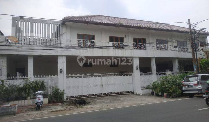 Turun Harga Rumah 2 Lantai di Gudang Peluru Tebet Jakarta Selatan 2