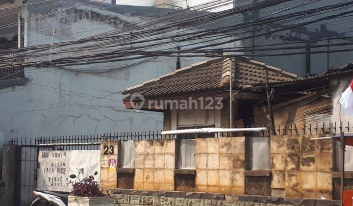 Rumah Lama Harga Rendah di Matraman Jakarta Timur 1