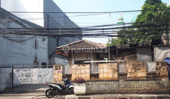 Rumah Lama Harga Rendah di Matraman Jakarta Timur 2