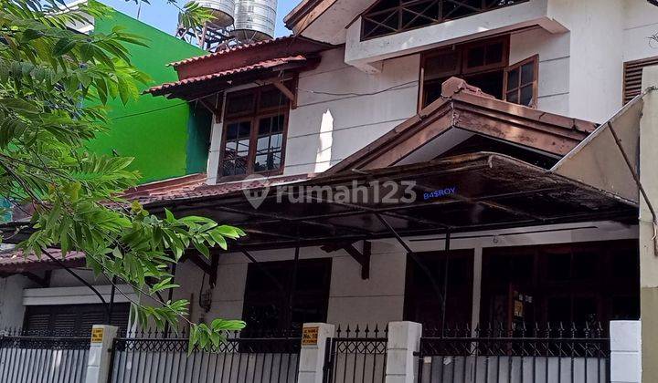 Rumah Minimalis 2 Lantai di Rawamangun  2