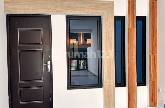 For Sale Rumah Strategis Tunjung Duren